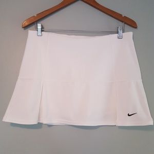 Nike White Tennis Skirt - Medium